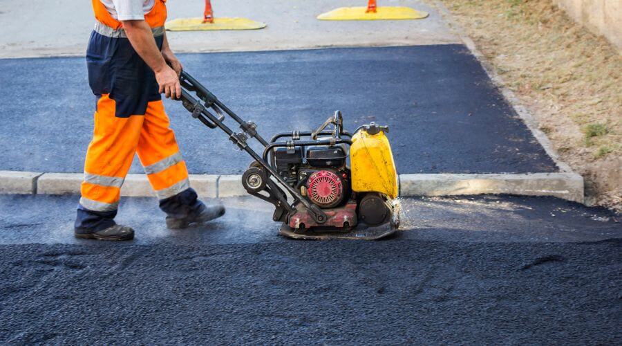 Professional gutter cleaning in Marysville, IN
